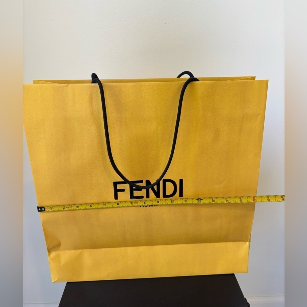 Fendi Gift Bag - Picture 3 of 5